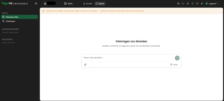 Sage 100 Experience : écran de l'assistant intégré, avec un champ de question et un bandeau rappelant de vérifier les actions proposées avant de les confirmer.